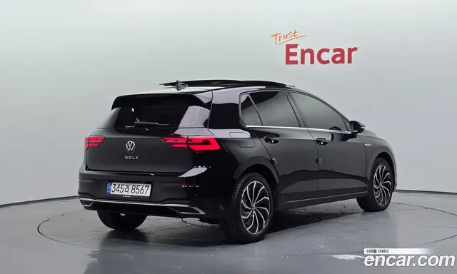 Volkswagen Golf, 2023, 43 131 км