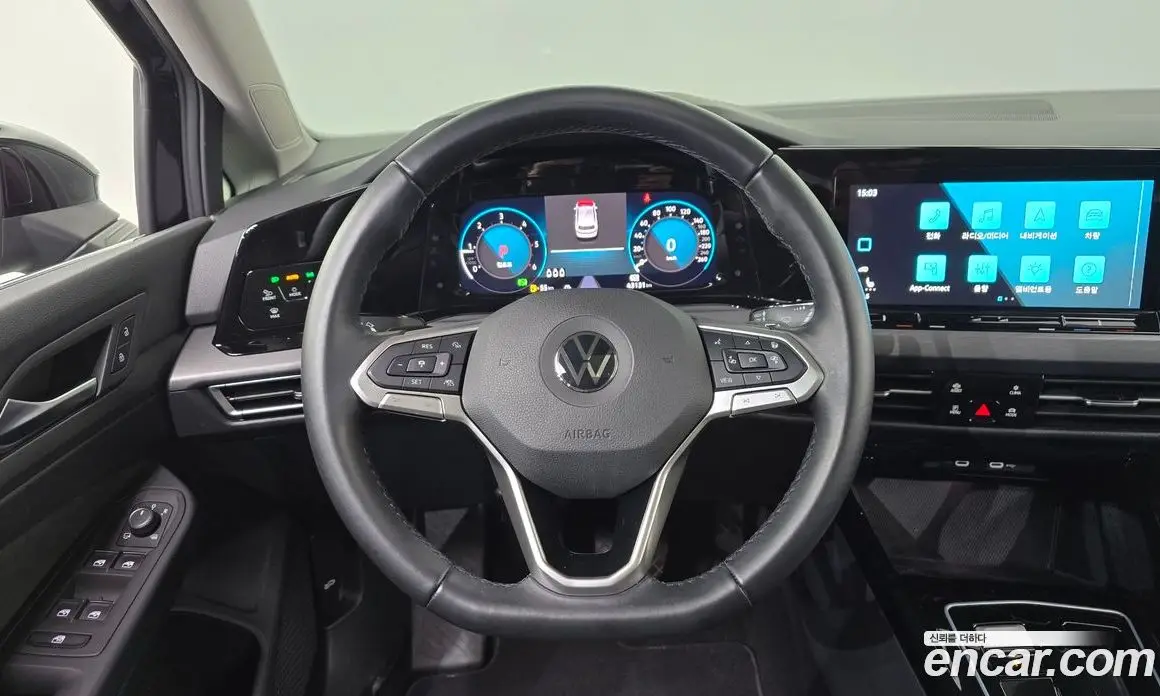 Volkswagen Golf 2023 2.0 АКПП, фото 18