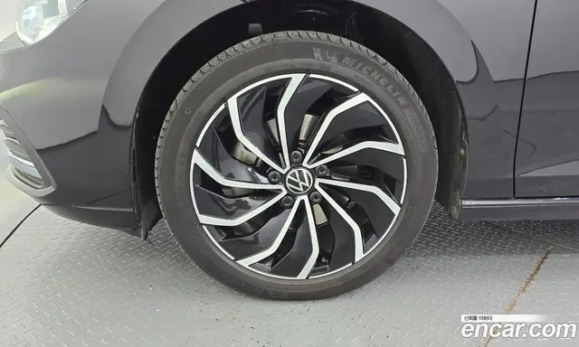 Volkswagen Golf 2023 2.0 АКПП, миниатюра 4