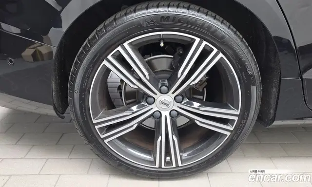 Volvo S60 2021 2.0 АКПП, миниатюра 5 Volvo S60 2021 2.0 АКПП, миниатюра 5