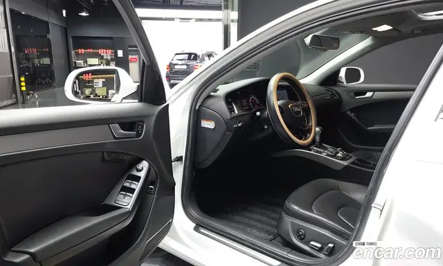 Audi A4 2013 2.0 АКПП, миниатюра 12