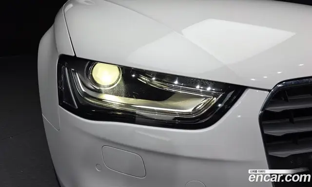 Audi A4 2013 2.0 АКПП, миниатюра 7