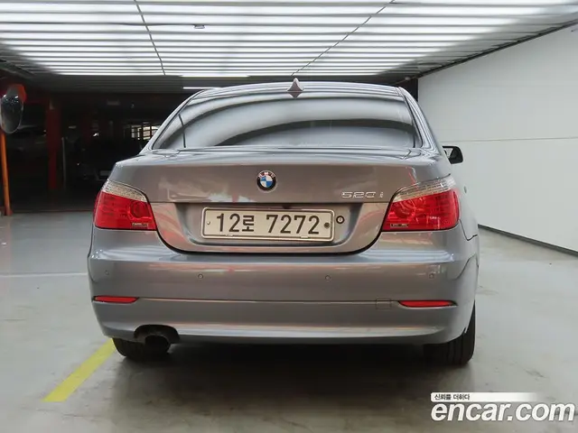 BMW 5 серия 2007 2.0 АКПП, миниатюра 3