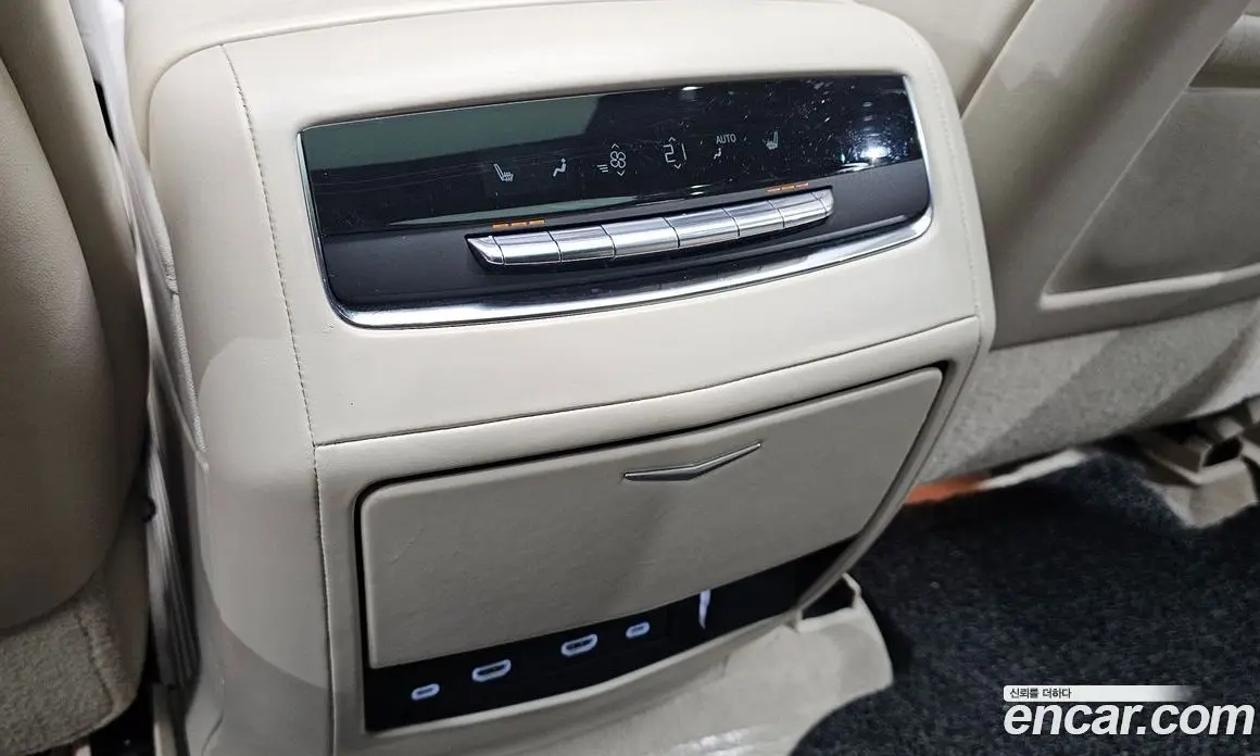 Cadillac Escalade 2021 6.2 АКПП, фото 20