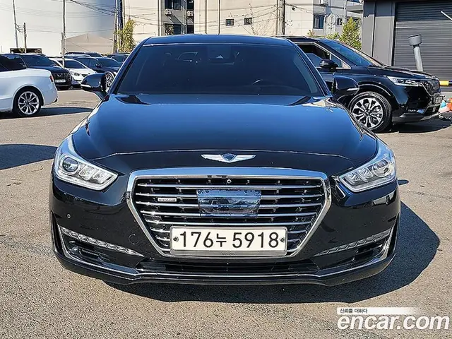 Genesis EQ900, 2018, 216 573 км