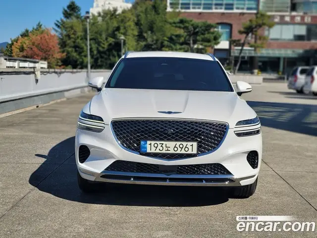 Genesis GV70, 2022, 92 418 км