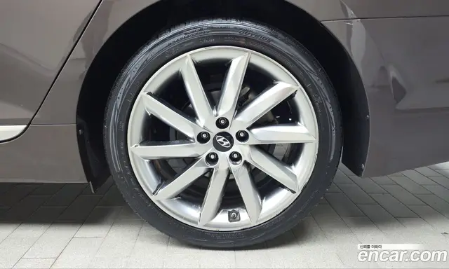 Hyundai Aslan 2015 3.3 АКПП, миниатюра 6