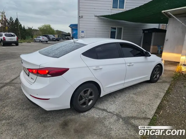 Hyundai Avante 2016 1.6 АКПП, миниатюра 2
