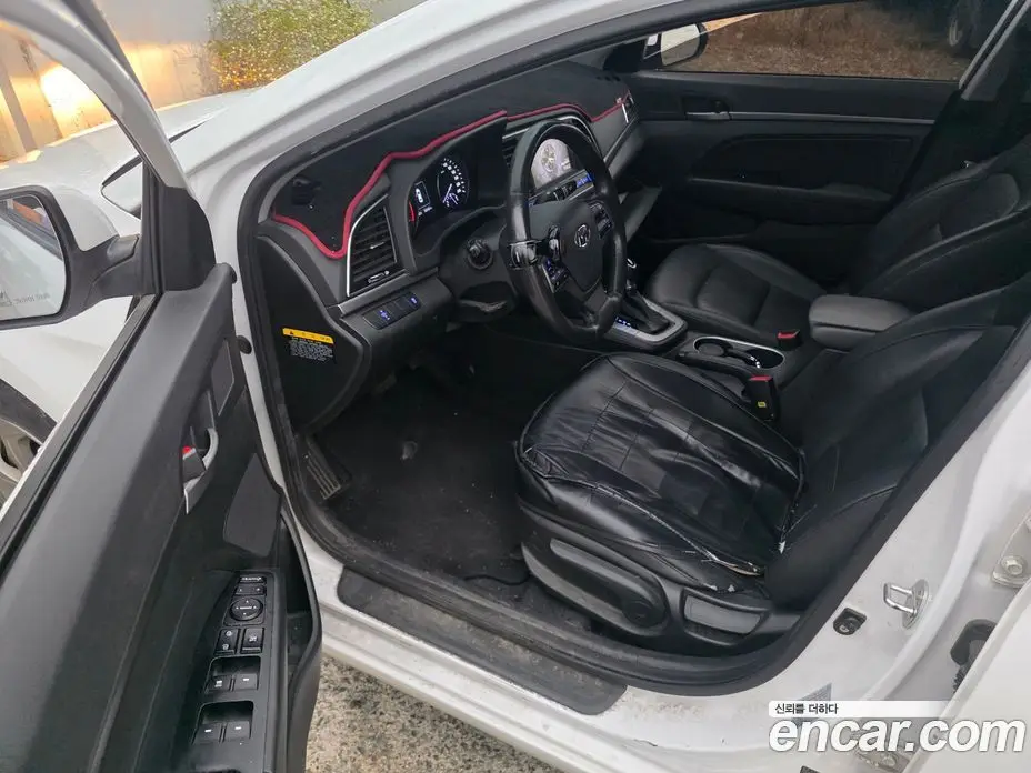 Hyundai Avante 2016 1.6 АКПП, фото 5
