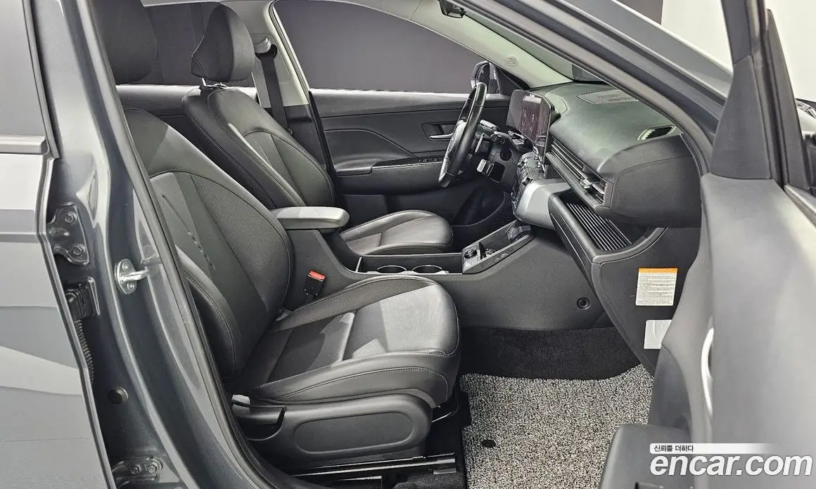 Hyundai Kona 2023 1.6 АКПП, фото 16