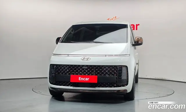 Hyundai Staria 2023 2.2 АКПП, миниатюра 3