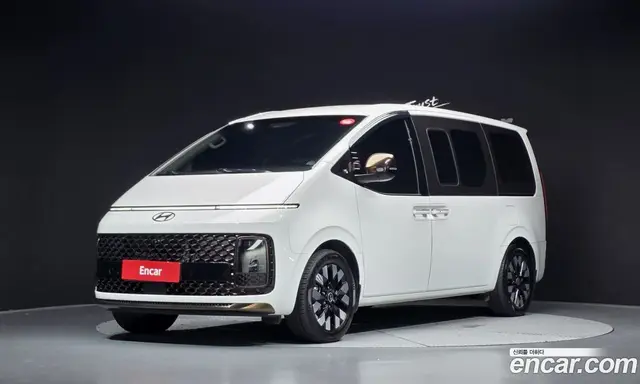 Hyundai Staria, 2024, 41 538 км