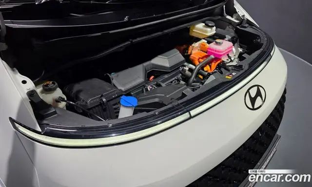 Hyundai Staria 2024 1.6 АКПП, миниатюра 6
