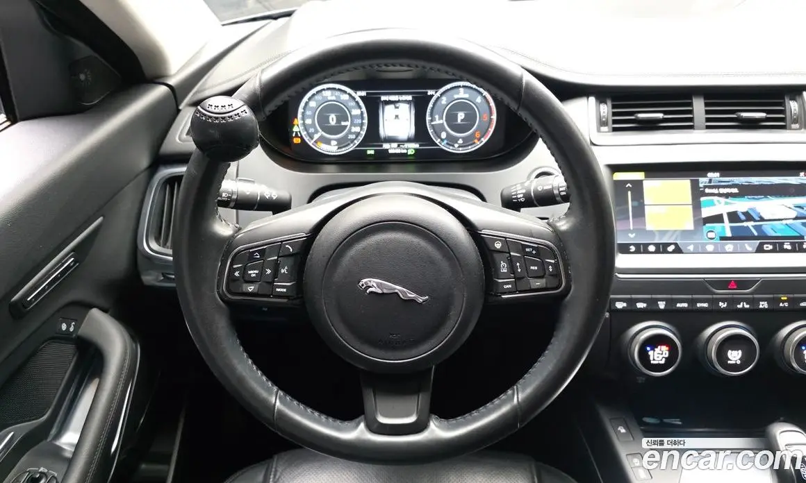 Jaguar E-Pace 2019 2.0 АКПП, фото 19