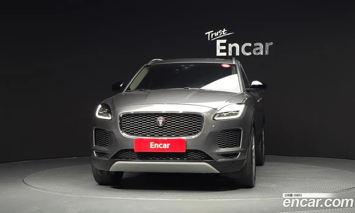 Jaguar E-Pace 2019 2.0 АКПП, фото 3