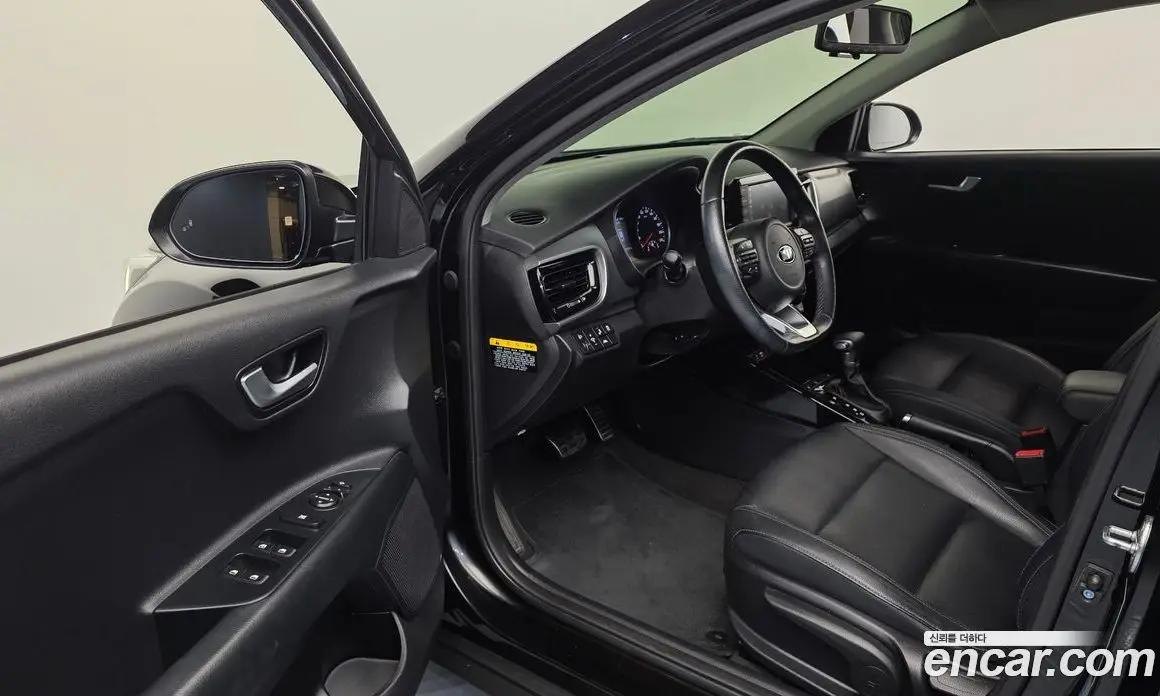 Kia Stonic 2017 1.6 АКПП, фото 13