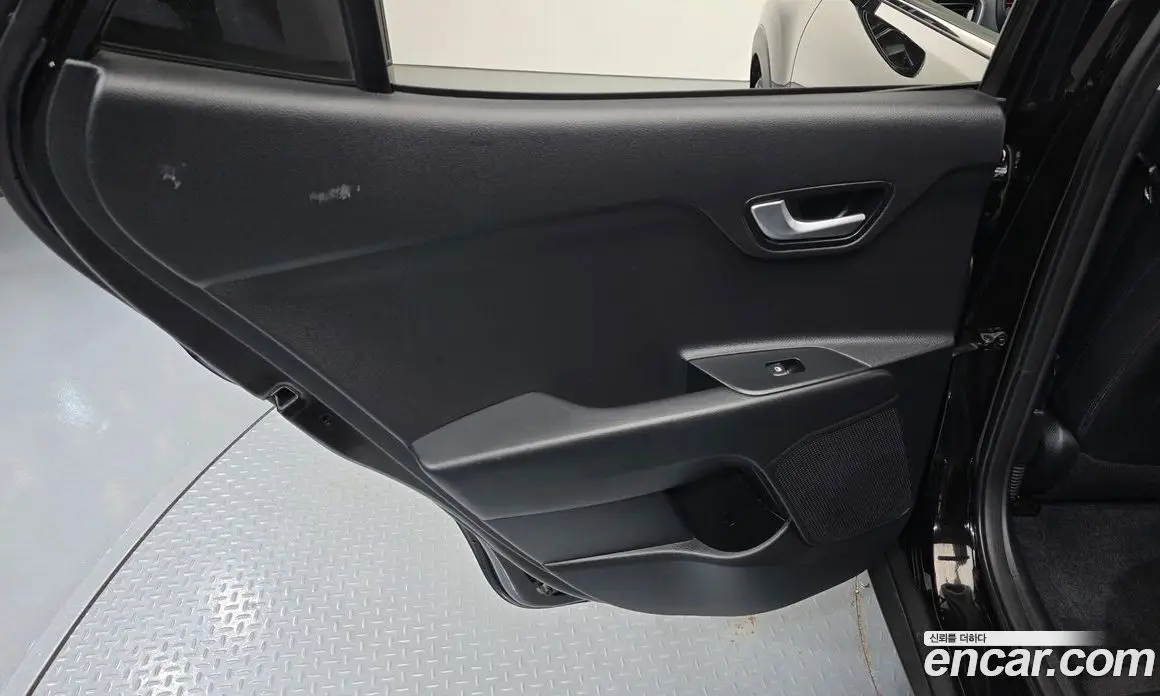 Kia Stonic 2017 1.6 АКПП, фото 15