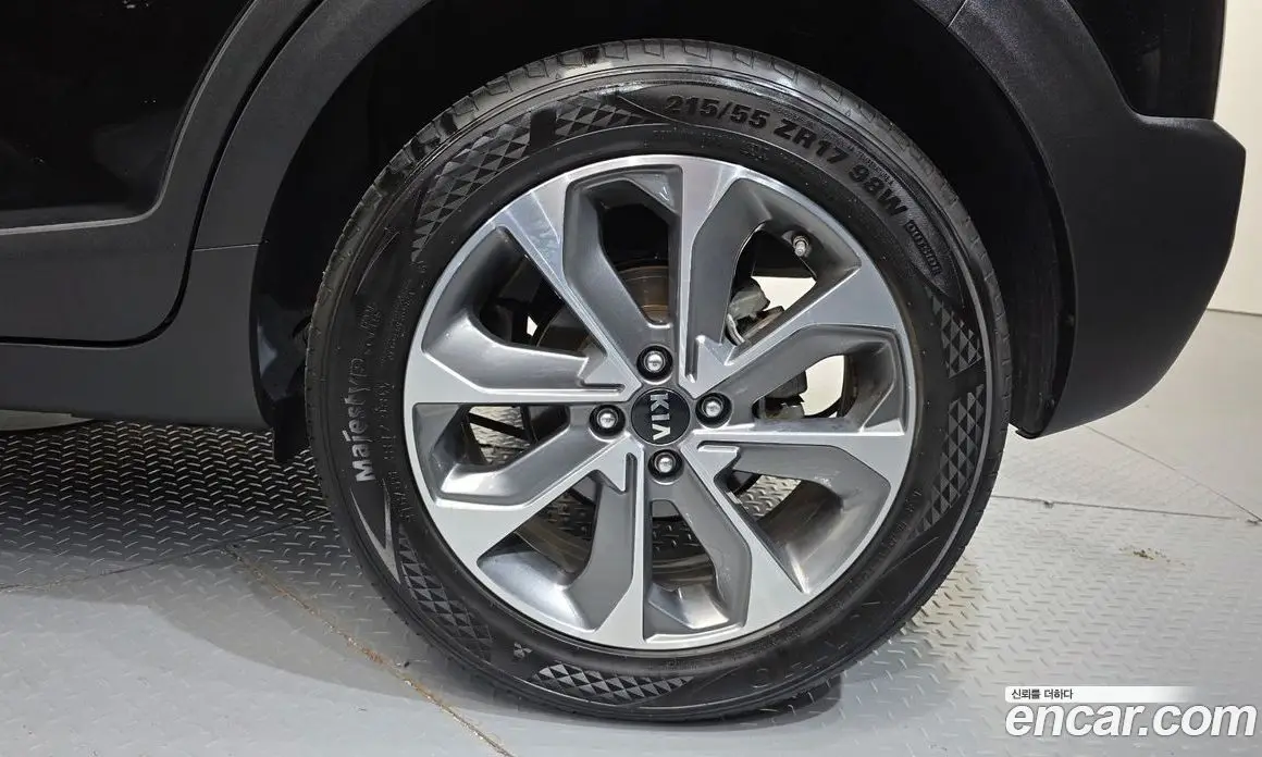 Kia Stonic 2017 1.6 АКПП, фото 7