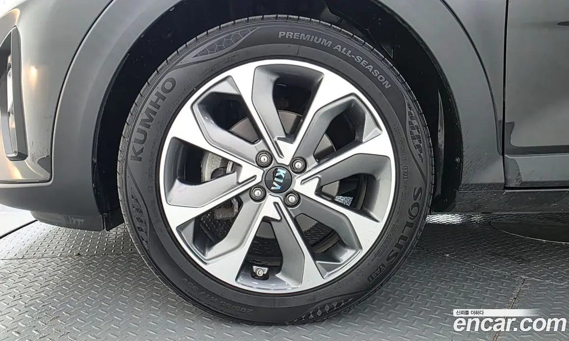 Kia Stonic 2018 1.4 АКПП, фото 5