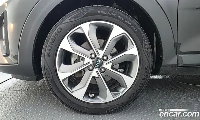 Kia Stonic 2018 1.4 АКПП, миниатюра 5