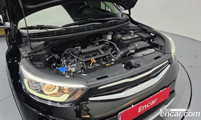 Kia Stonic 2018 1.4 АКПП, миниатюра 6