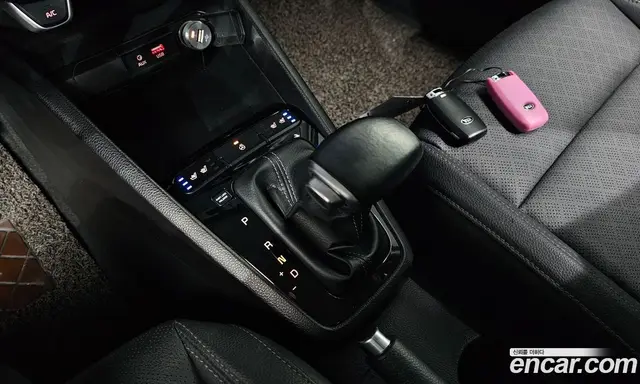Kia Stonic 2018 1.4 АКПП, миниатюра 12