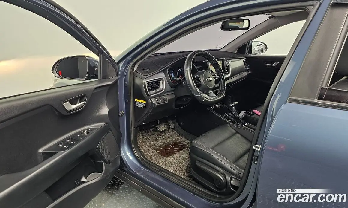Kia Stonic 2018 1.4 АКПП, фото 16