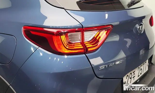 Kia Stonic 2018 1.4 АКПП, миниатюра 9