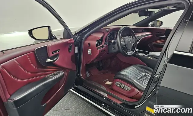 Lexus LS 2018 3.5 АКПП, миниатюра 10 Lexus LS 2018 3.5 АКПП, миниатюра 10