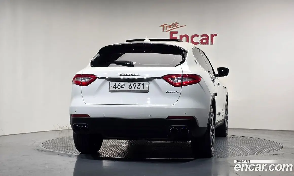 Maserati Levante 2017 3.0 АКПП, фото 4 Maserati Levante 2017 3.0 АКПП, фото 4