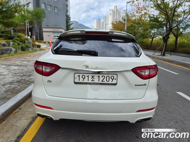 Maserati Levante 2017 3.0 АКПП, миниатюра 4
