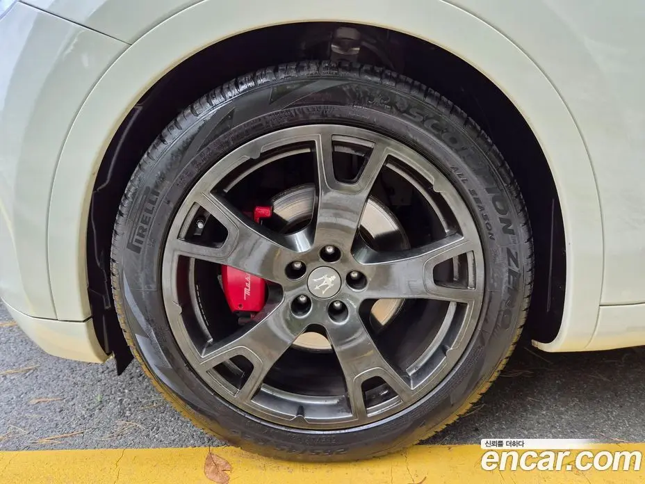 Maserati Levante 2017 3.0 АКПП, фото 5