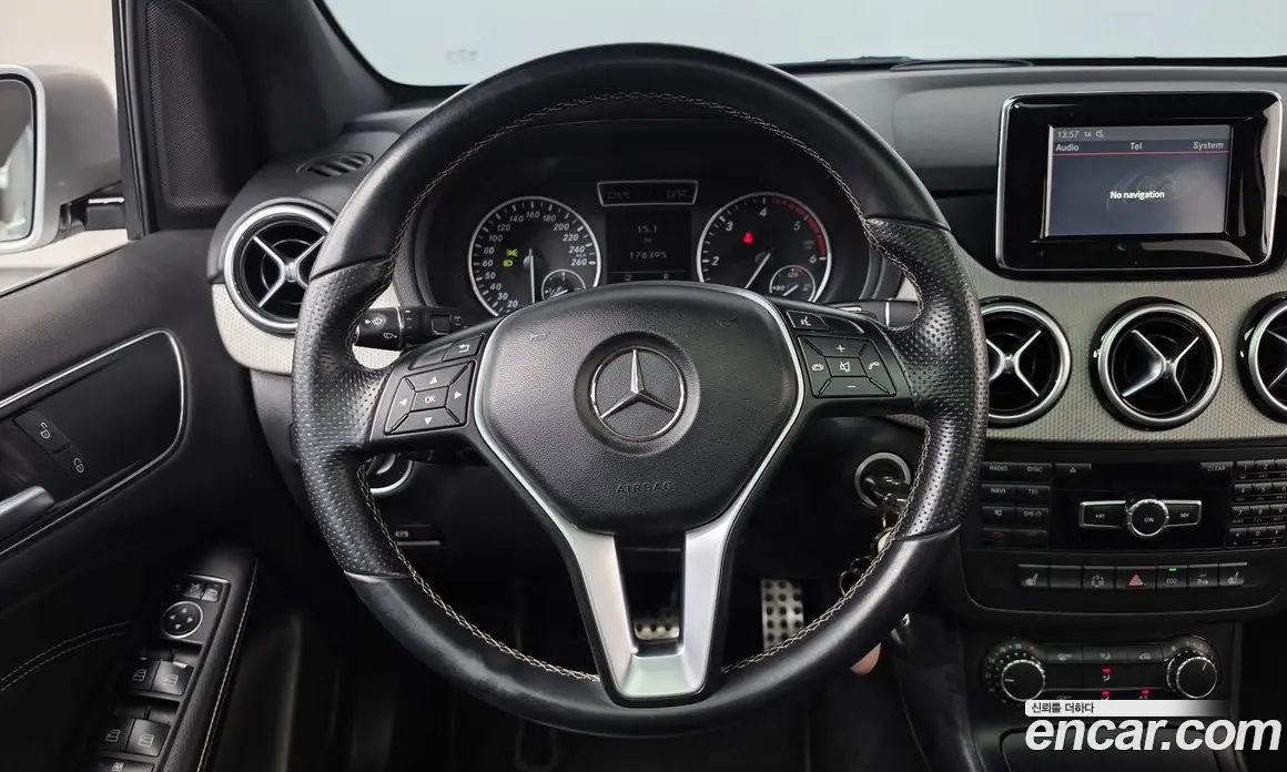 Mercedes-Benz B-Class 2012 1.8 АКПП, фото 13