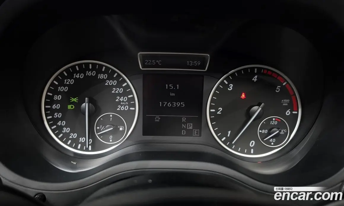 Mercedes-Benz B-Class 2012 1.8 АКПП, фото 8
