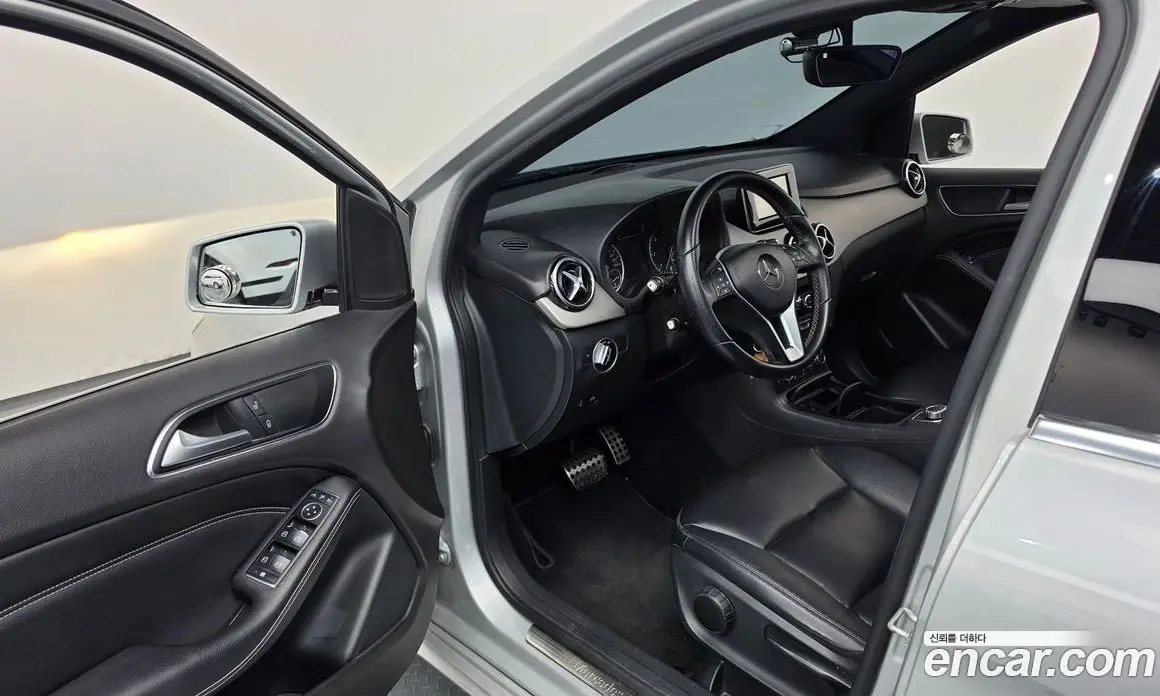 Mercedes-Benz B-Class 2012 1.8 АКПП, фото 10