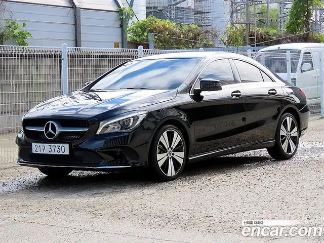 Mercedes-Benz CLA-Class 2017 2.0 АКПП, миниатюра 2 Mercedes-Benz CLA-Class 2017 2.0 АКПП, миниатюра 2