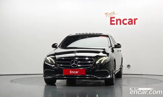 Mercedes-Benz E-Class 2020 2.0 АКПП, миниатюра 2