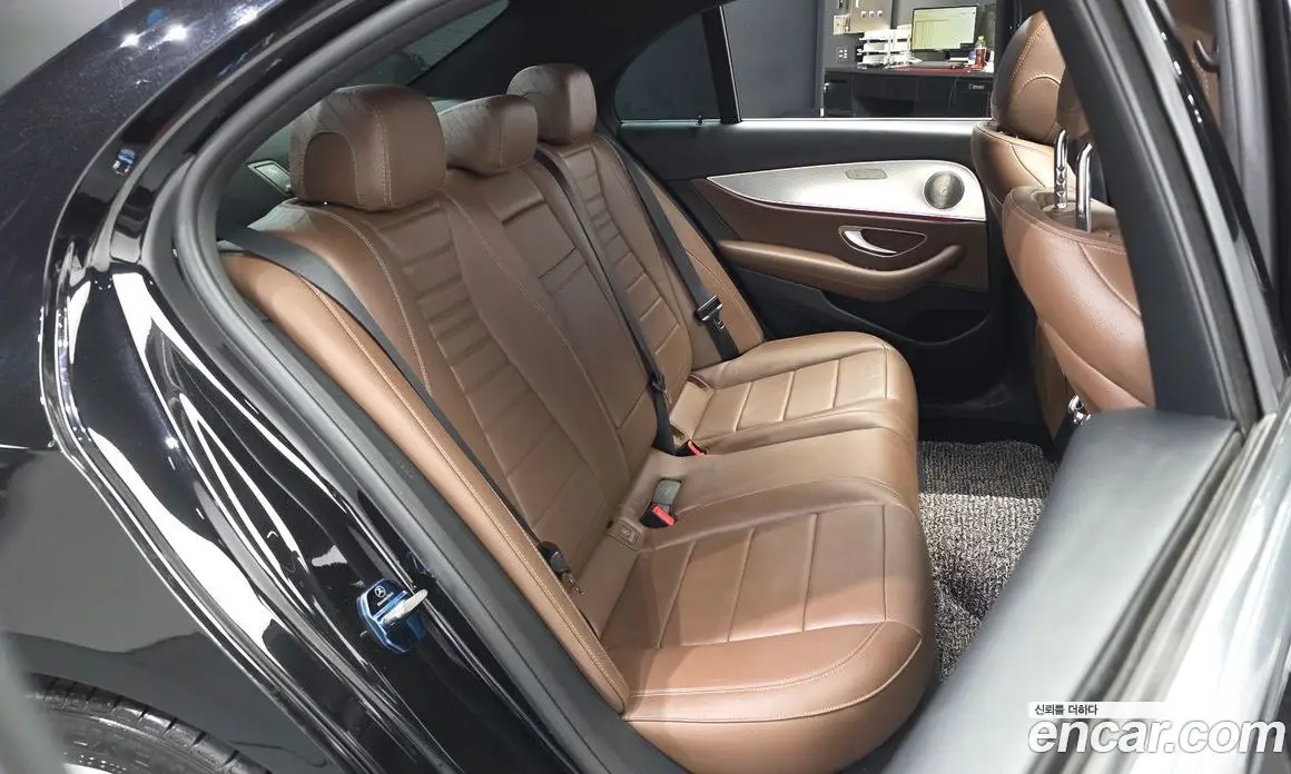 Mercedes-Benz E-Class 2020 2.0 АКПП, фото 17