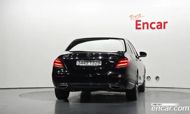 Mercedes-Benz E-Class 2020 2.0 АКПП, миниатюра 3