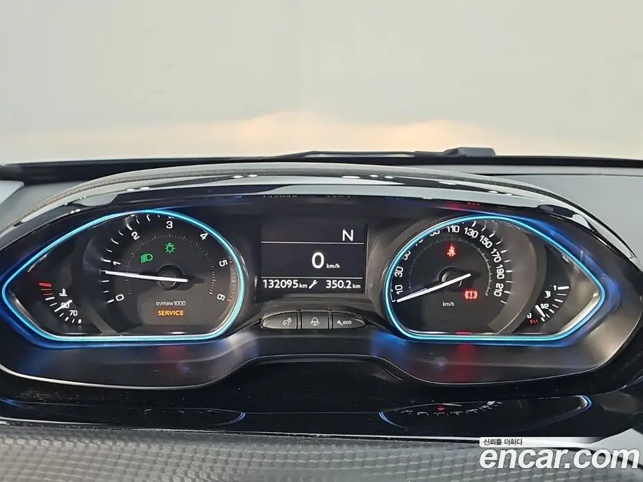 Peugeot 2008 2015 1.6 АКПП, фото 7