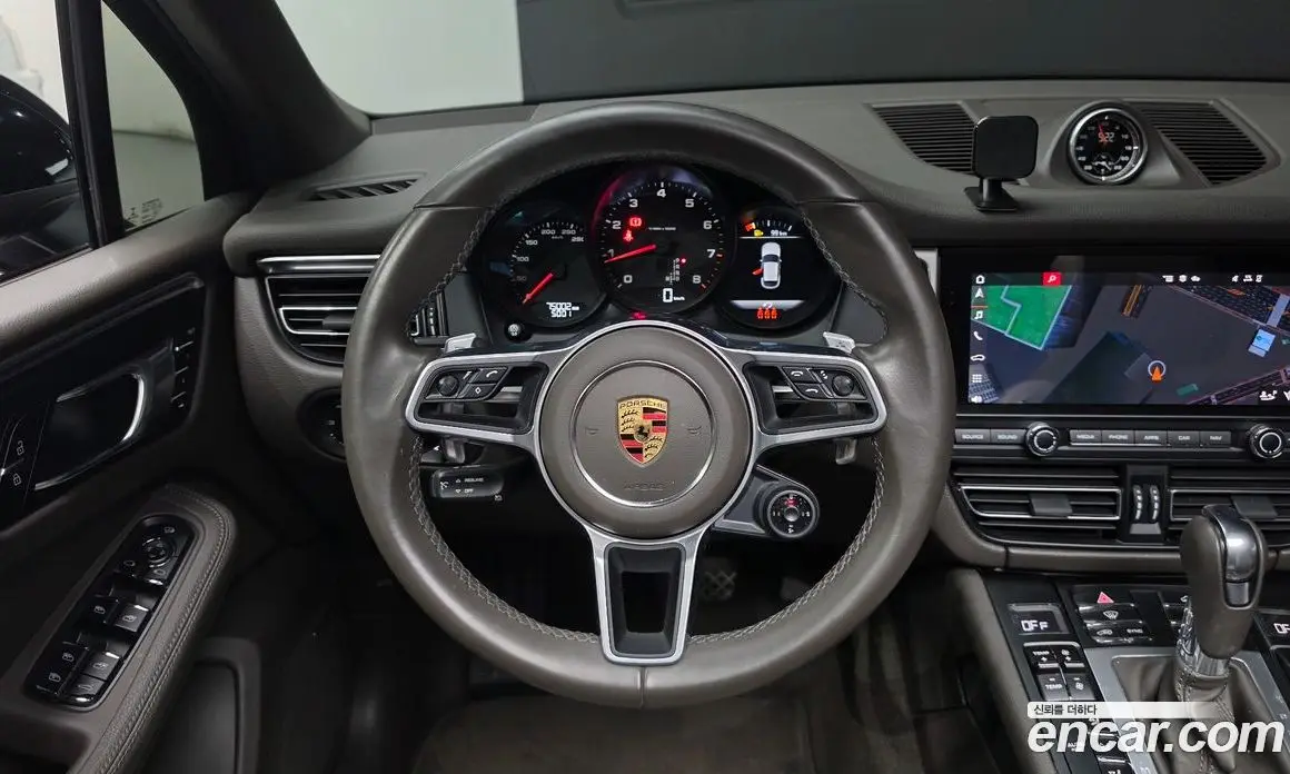 Porsche Macan 2021 2.0 АКПП, фото 13