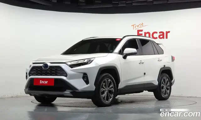 Toyota RAV4, 2022, 37 168 км