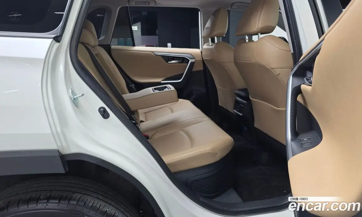 Toyota RAV4 2022 2.5 АКПП, фото 12
