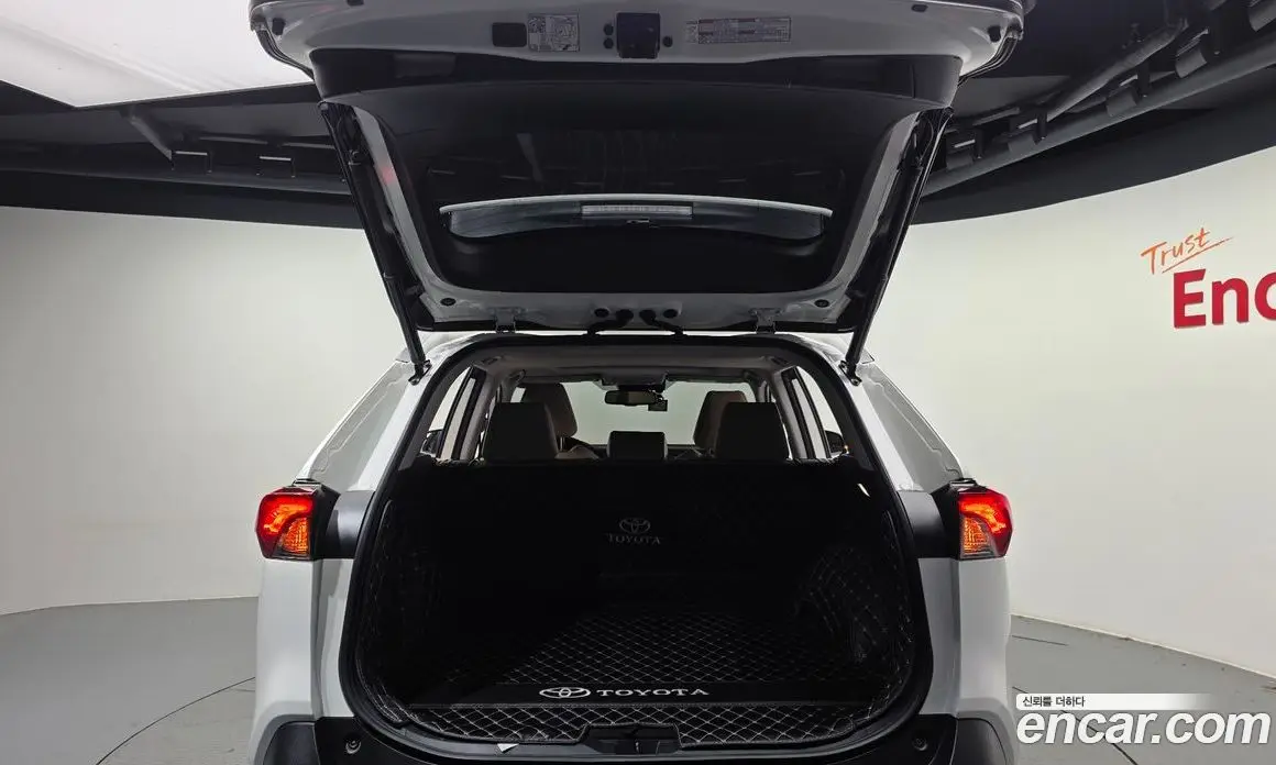 Toyota RAV4 2022 2.5 АКПП, фото 20