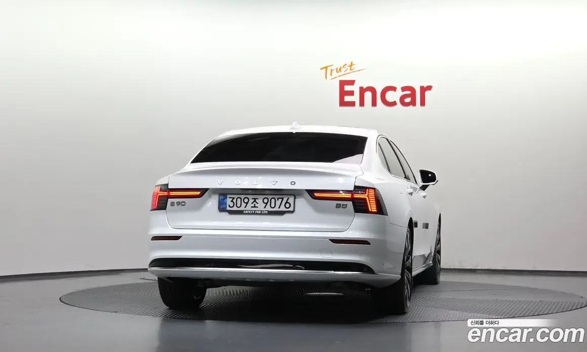 Volvo S90 2025 2.0 АКПП, фото 4 Volvo S90 2025 2.0 АКПП, фото 4