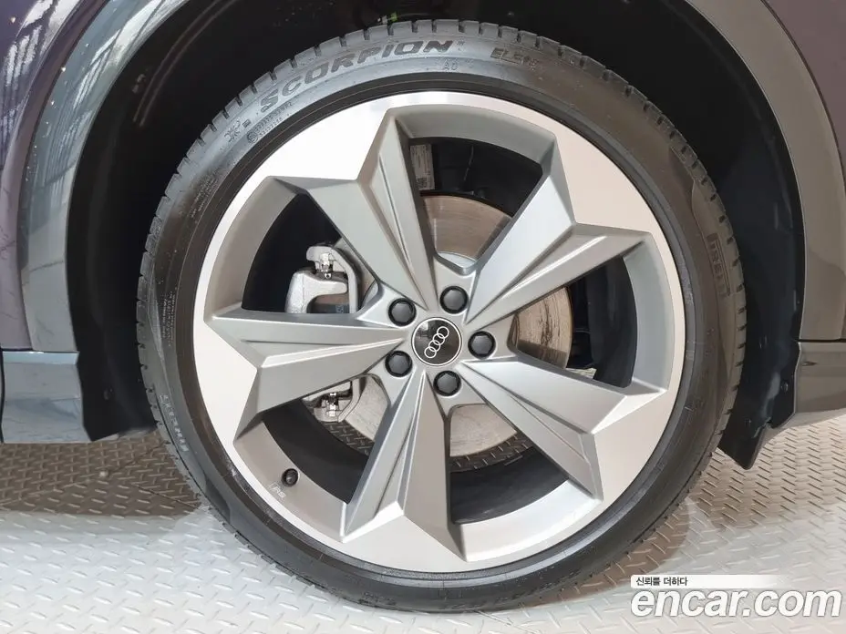 Audi Q4 e-tron 2026 0.2 АКПП, фото 5