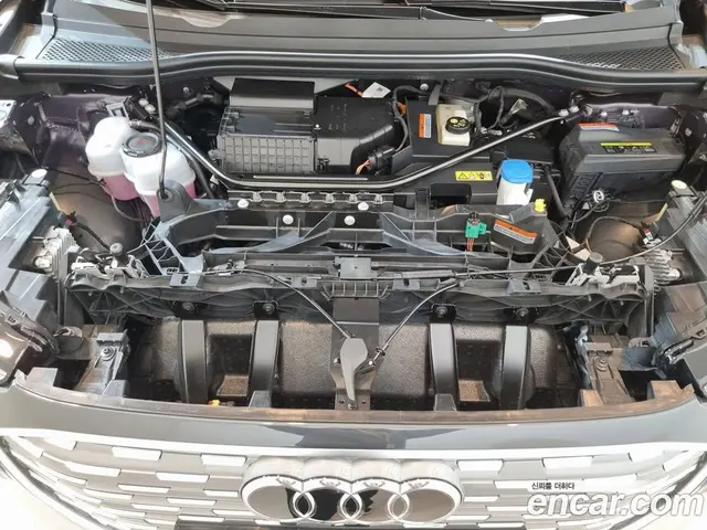 Audi Q4 e-tron 2026 0.2 АКПП, миниатюра 6