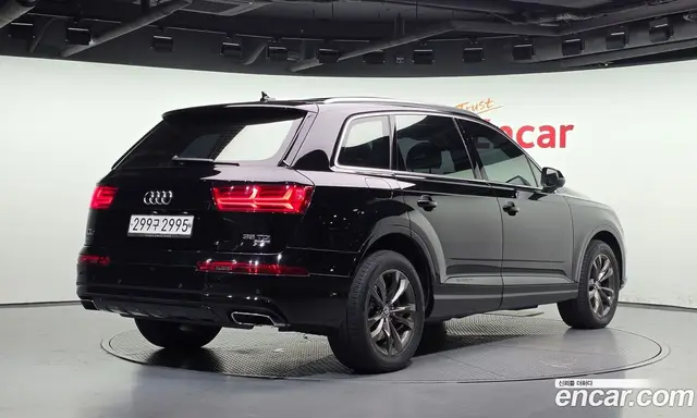 Audi Q7 2016 3.0 АКПП, миниатюра 2