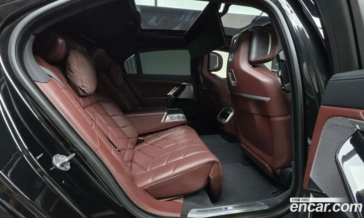 BMW 7 серия 2024 3.0 АКПП, фото 17