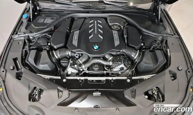 BMW 8 серия 2025 4.4 АКПП, миниатюра 6